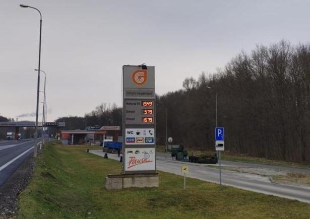 Gas Truck Centrum Holic Екстер'єр фото