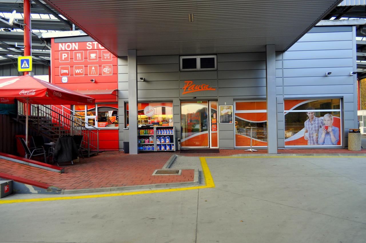 Gas Truck Centrum Holic Екстер'єр фото